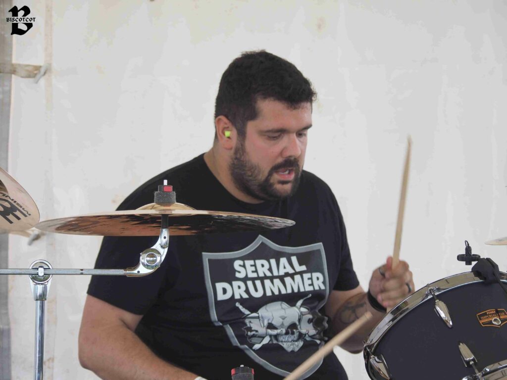 Le batteur du groupe de metal Rytual.